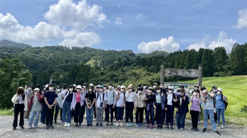 三輪田学園中学校