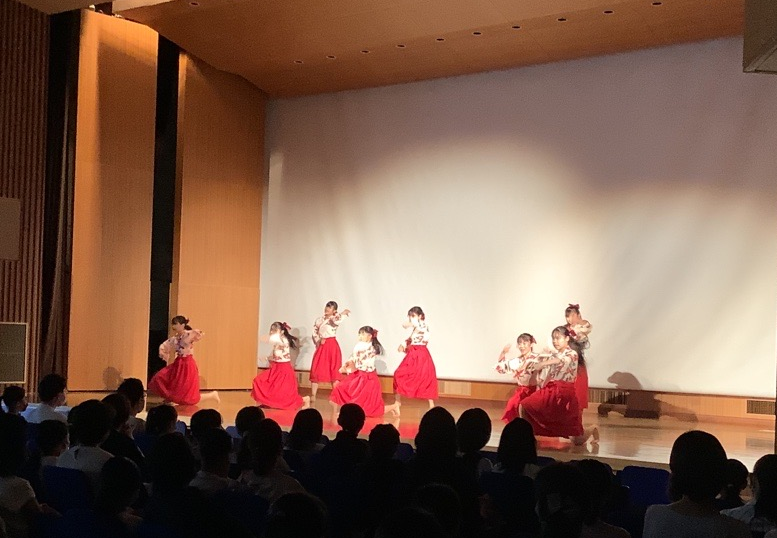 三輪田学園中学校