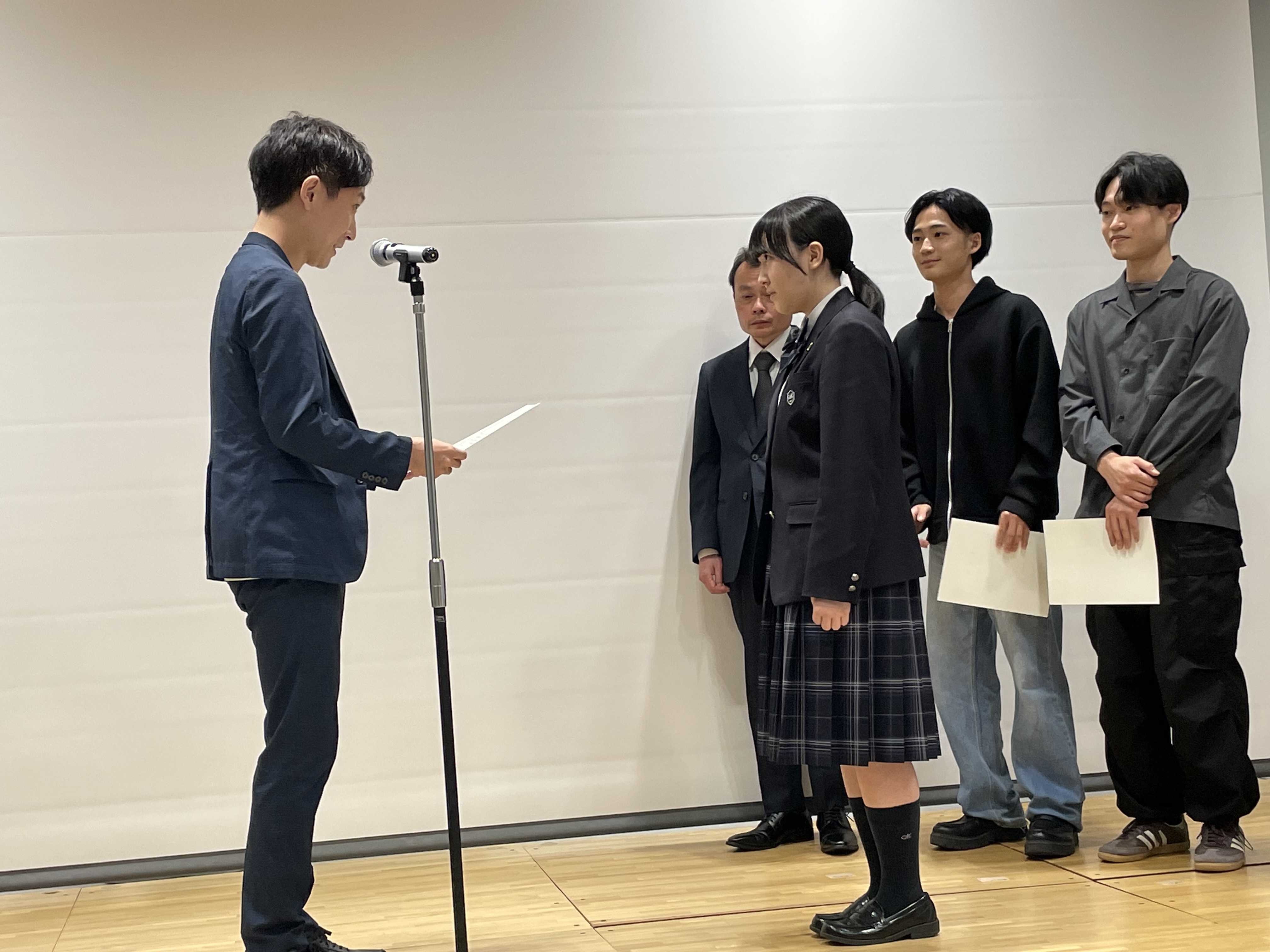 三輪田学園中学校