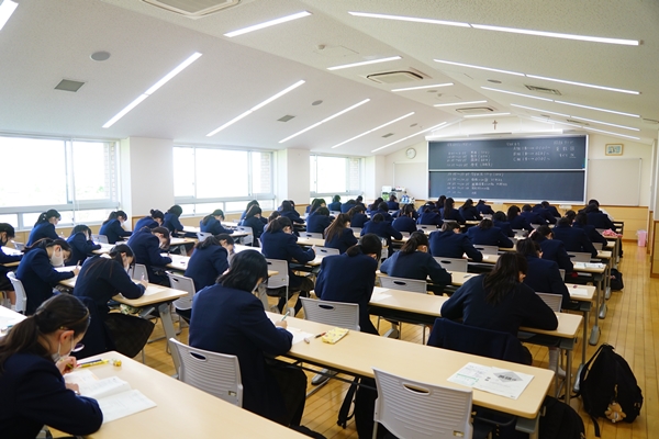 サレジアン国際学園世田谷中学校