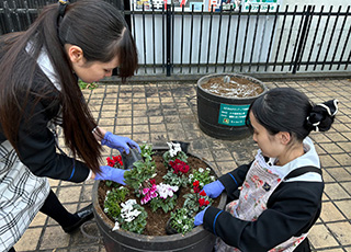 瀧野川女子学園中学校