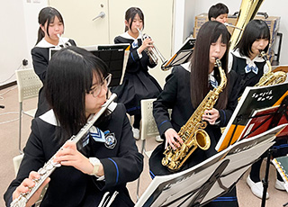 瀧野川女子学園中学校