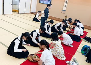 瀧野川女子学園中学校