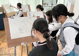 瀧野川女子学園中学校