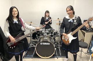 瀧野川女子学園中学校