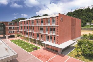 金沢学院大学附属中学校