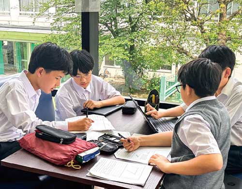本郷中学校